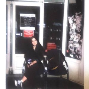 Meet your Posher, Raquel